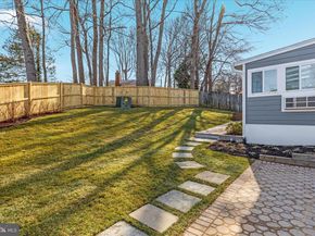 7944 Freehollow Drive, Falls Church VA 22042