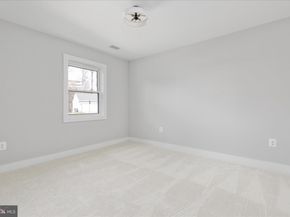 7944 Freehollow Drive, Falls Church VA 22042