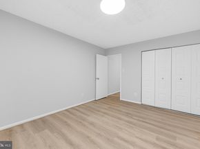 2300 Pimmit Drive 112, Falls Church VA 22043