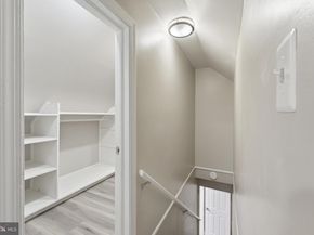 4719 25TH Street N, Arlington VA 22207