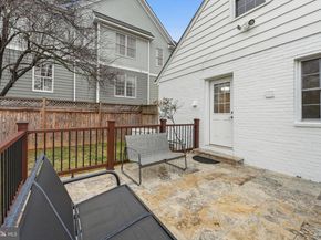 4719 25TH Street N, Arlington VA 22207