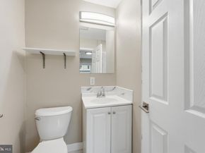 4719 25TH Street N, Arlington VA 22207