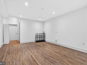 607 N 6TH Street, Philadelphia PA 19123