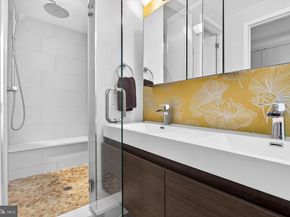 607 N 6TH Street, Philadelphia PA 19123