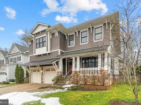 1105 Lakewood Drive SW, Vienna VA 22180