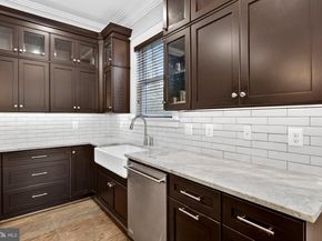 1105 Lakewood Drive SW, Vienna VA 22180