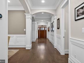 1105 Lakewood Drive SW, Vienna VA 22180