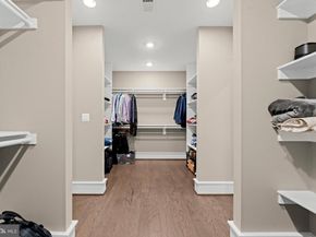 1105 Lakewood Drive SW, Vienna VA 22180