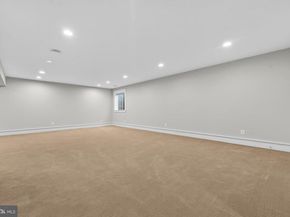 1105 Lakewood Drive SW, Vienna VA 22180