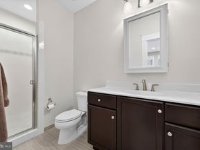 1105 Lakewood Drive SW, Vienna VA 22180