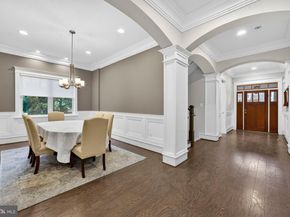 1105 Lakewood Drive SW, Vienna VA 22180