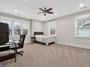 1105 Lakewood Drive SW, Vienna VA 22180