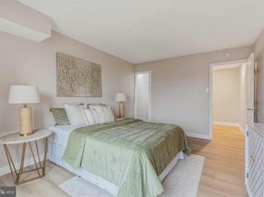 309 Yoakum Parkway 1003, Alexandria VA 22304