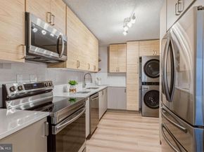 309 Yoakum Parkway 1003, Alexandria VA 22304