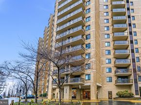 309 Yoakum Parkway 1003, Alexandria VA 22304