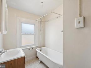 765 S Mole Street, Philadelphia PA 19146