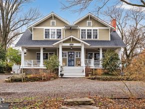 5723 27TH Street N, Arlington VA 22207