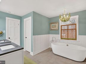 5723 27TH Street N, Arlington VA 22207