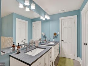 5723 27TH Street N, Arlington VA 22207