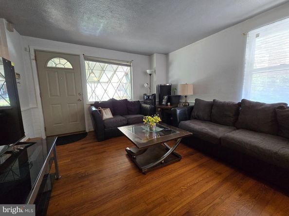 300 Springton Road, Upper Darby PA 19082