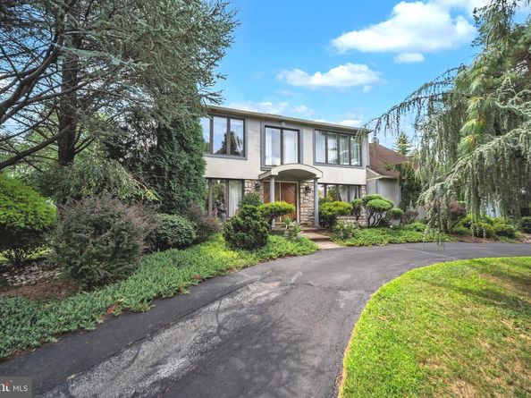 236 Hilltop Drive, Churchville PA 18966