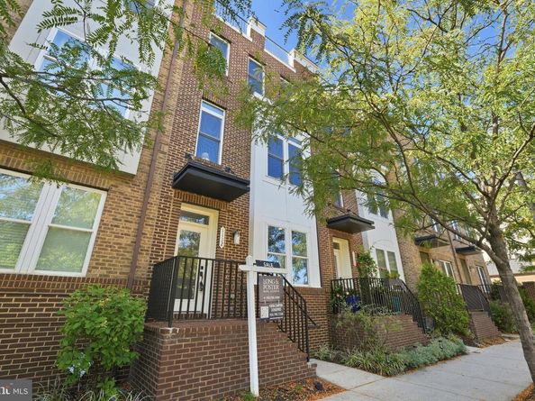 1132 S Glebe Road, Arlington VA 22204
