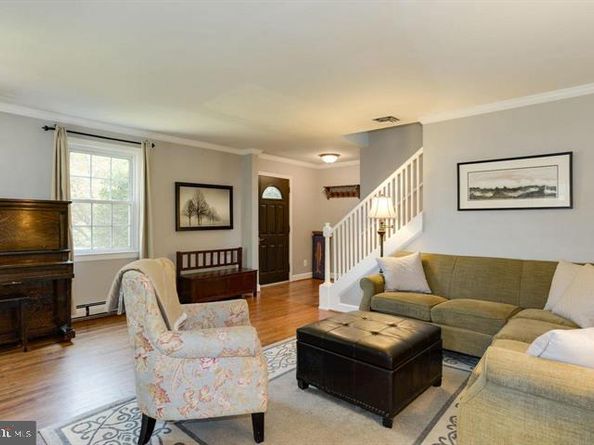 3460 Washington Drive, Falls Church VA 22041