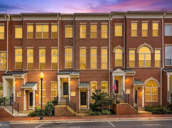 4916 Barbour Drive B, Alexandria VA 22304