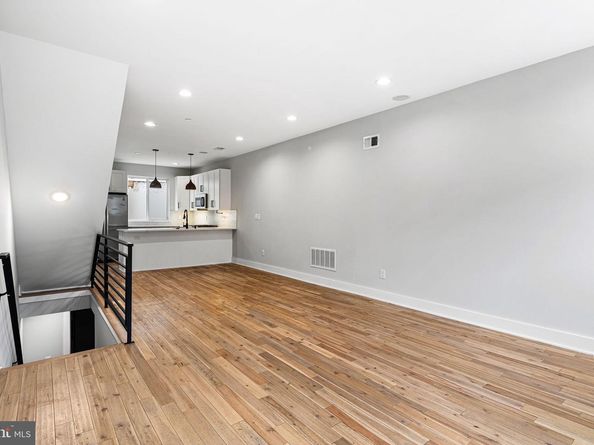 2610 Trenton Ave, Philadelphia PA 19125