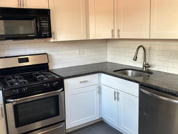 220 Baldwin Street, Philadelphia PA 19127