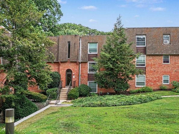 4000 Gypsy Lane 318A1, Philadelphia PA 19129