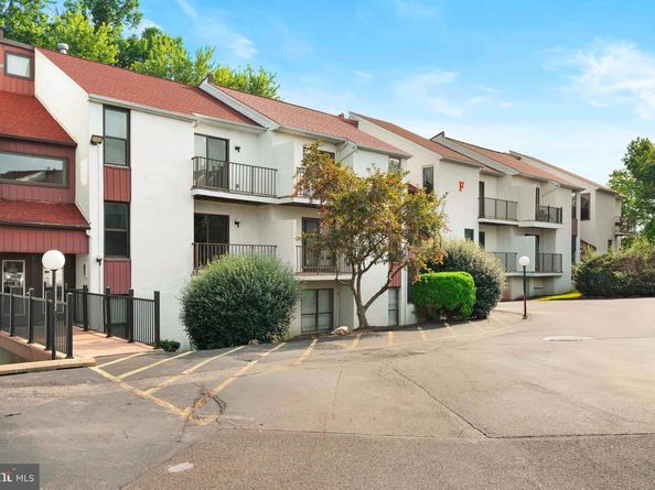 301 Byberry Road F15, Philadelphia PA 19116