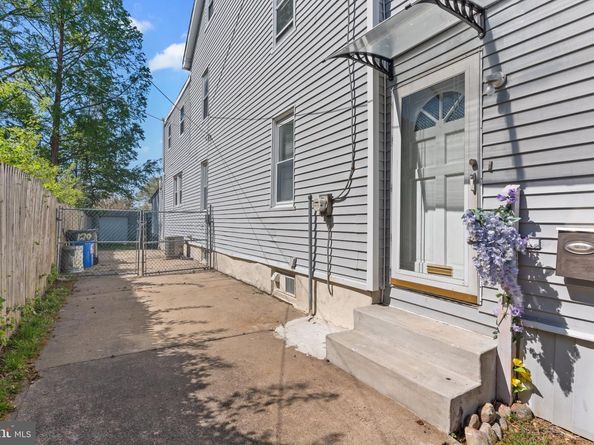 129 Blake Avenue, Jenkintown PA 19046