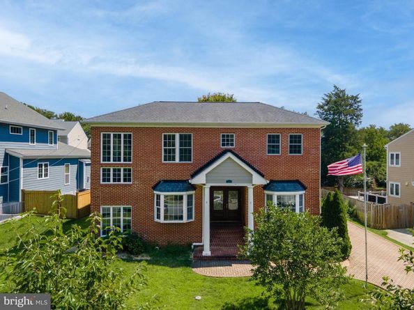 33 Donelson Street, Alexandria VA 22304