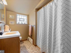 830 Cross, Philadelphia PA 19147