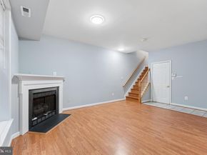 47670 Loweland Terrace, Sterling VA 20165