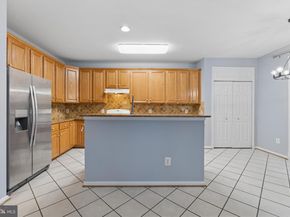 47670 Loweland Terrace, Sterling VA 20165