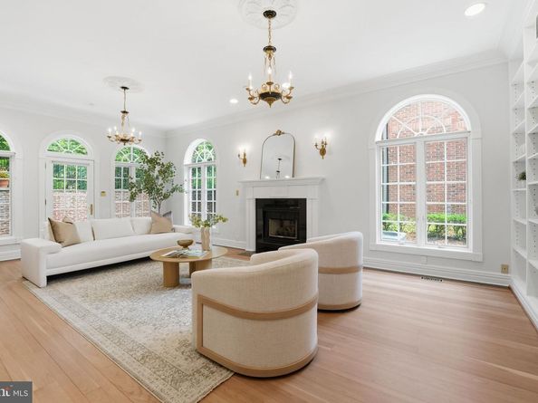4101 Parkglen Court NW, Washington DC 20007