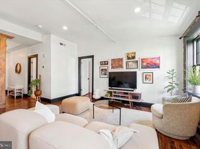 38 N Front Street 4D, Philadelphia PA 19106