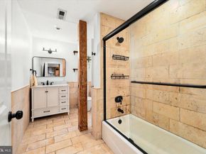 38 N Front Street 4D, Philadelphia PA 19106