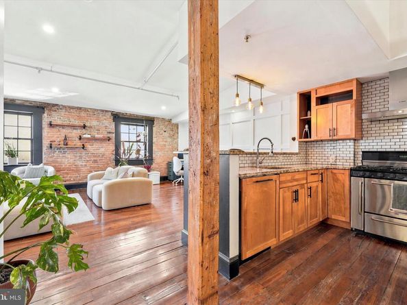 38 N Front Street 4D, Philadelphia PA 19106