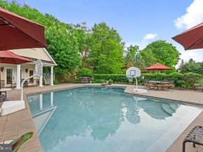 161 Parsons Lane, Newtown PA 18940