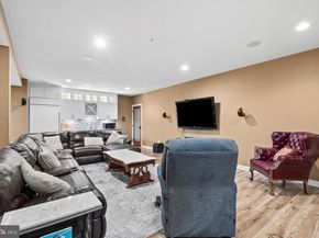 161 Parsons Lane, Newtown PA 18940