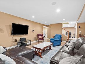 161 Parsons Lane, Newtown PA 18940