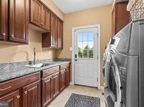 161 Parsons Lane, Newtown PA 18940