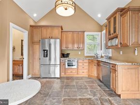 161 Parsons Lane, Newtown PA 18940
