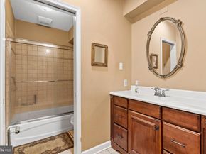 161 Parsons Lane, Newtown PA 18940