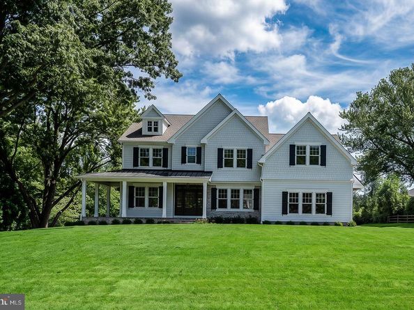 2074 Fox Creek Road, Berwyn PA 19312
