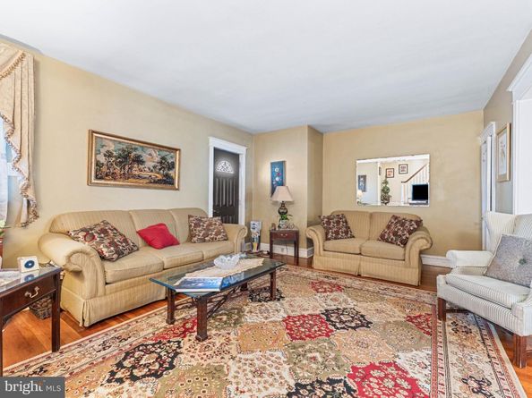 257 Long Lane, Upper Darby PA 19082