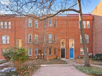 737 3rd Street NE